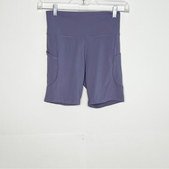 Womens Nike One Dri Fit Shorts Size Large - Picture 1 of 7